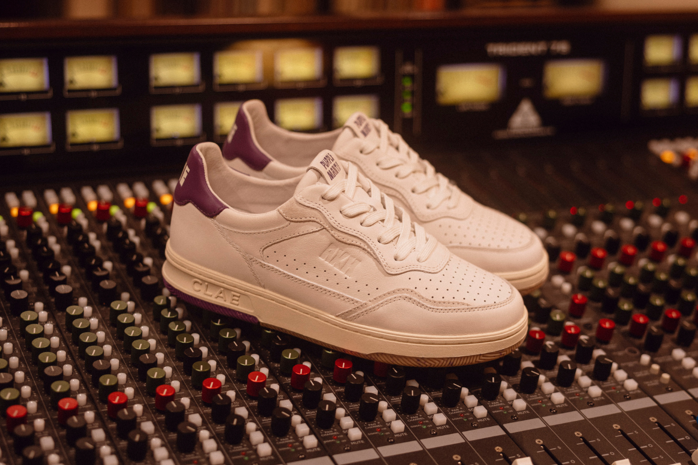 Akhenaton x CLAE