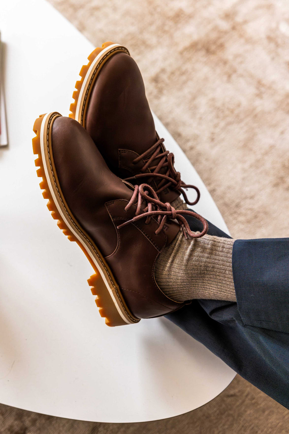 LOGAN_ANTIQUE_BROWN_LEATHER_CL25ALG02_AB